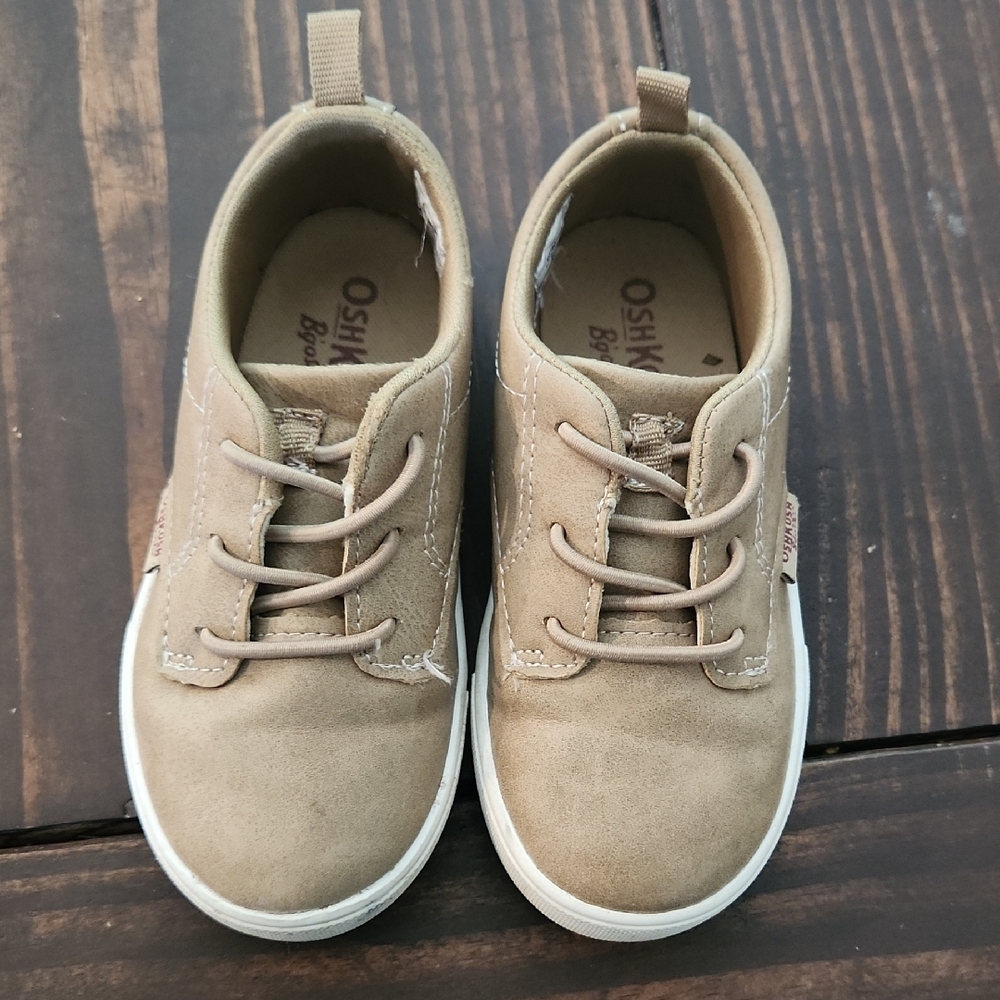 OshKosh B'gosh Kids Tan Shoes